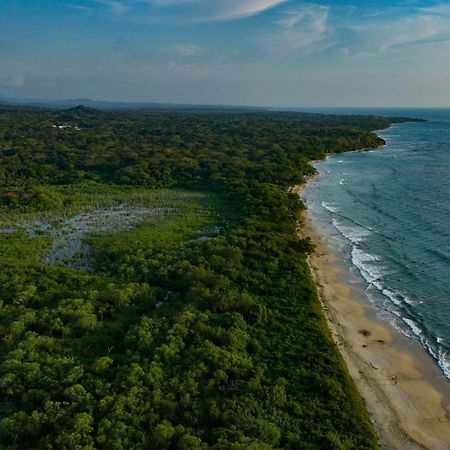 Beach Walk Costa Rica Плая Авеляна Екстериор снимка